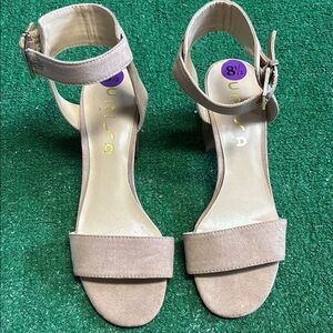 Unisa Tan Women's heeled Sandals